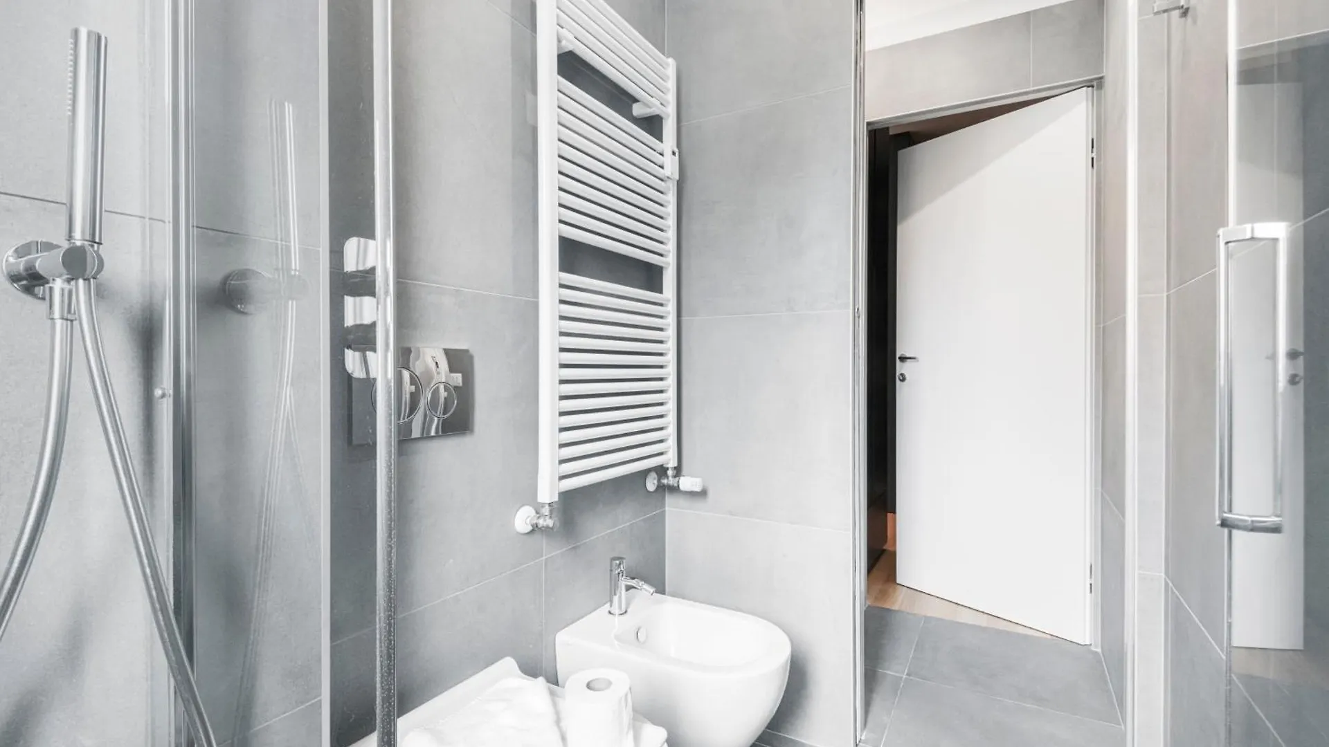 Apartment Easylife - Modern Studio In The Heart Of Navigli Milan