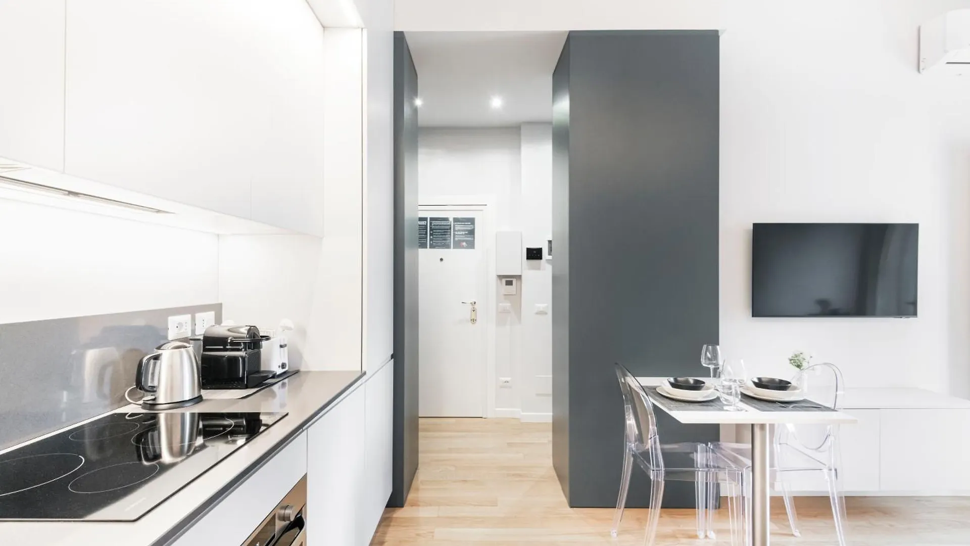 Easylife - Modern Studio In The Heart Of Navigli Milan 0*,  Italy